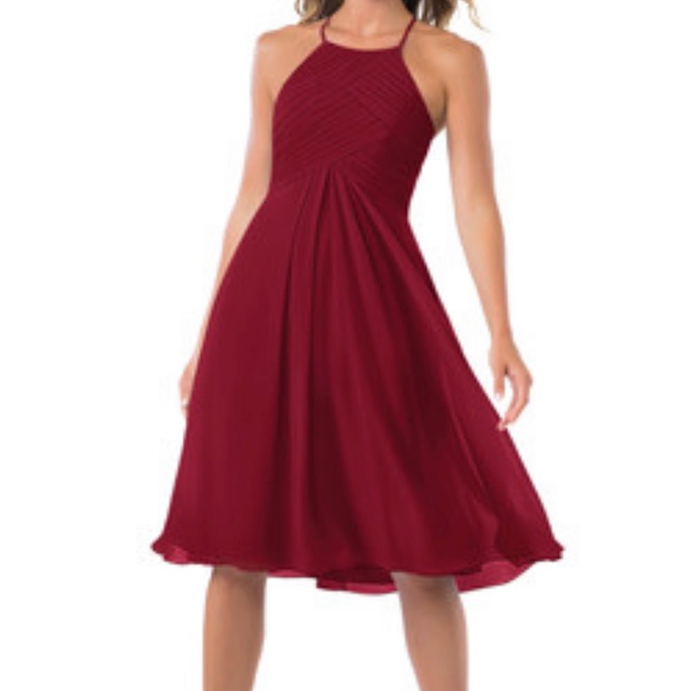 Azazie Adriana - sz 4      Bust: 34.00 in
Waist: 27.50 in
Hips: 37.50 in